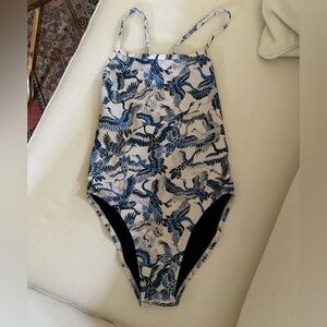 Women’s size 30 Jolyn Dayno II training bikini in blue and white bird pattern